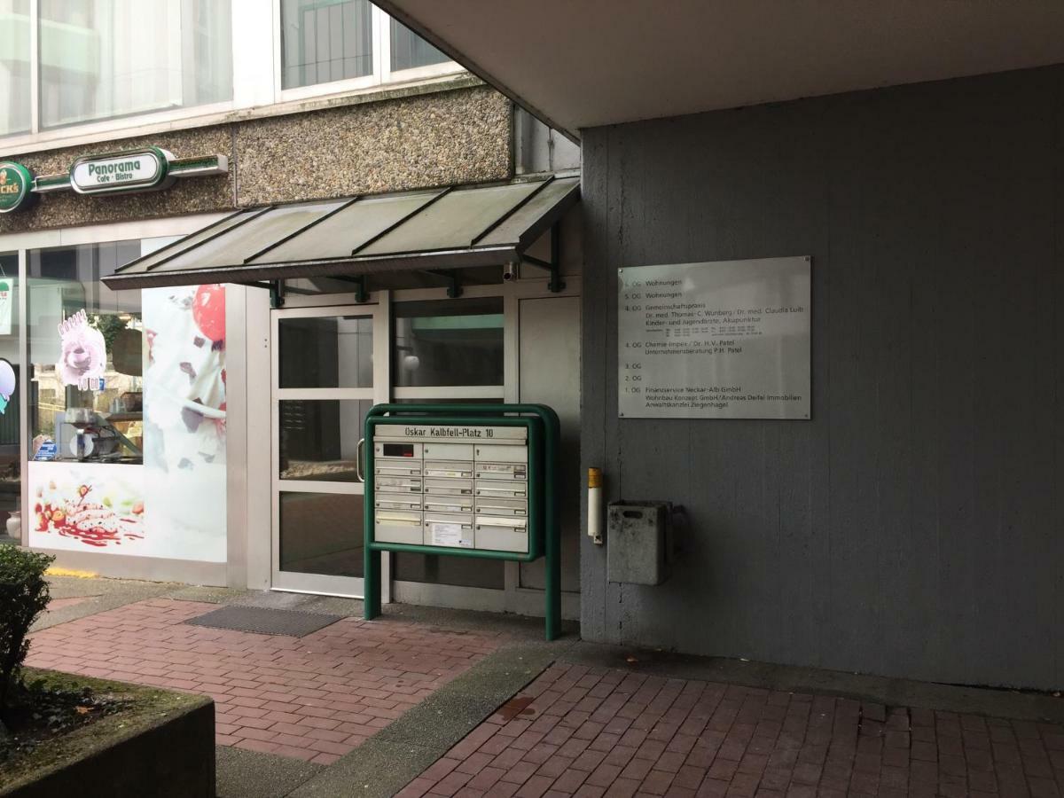罗伊特林根qmt民宿 外观 照片